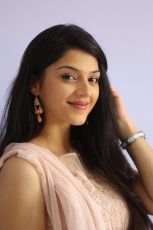 Mehreen Pirzada New Latest HD Photos | Raja The Great Movie Heroine Mehreen Pirzada Photo Shoot Images