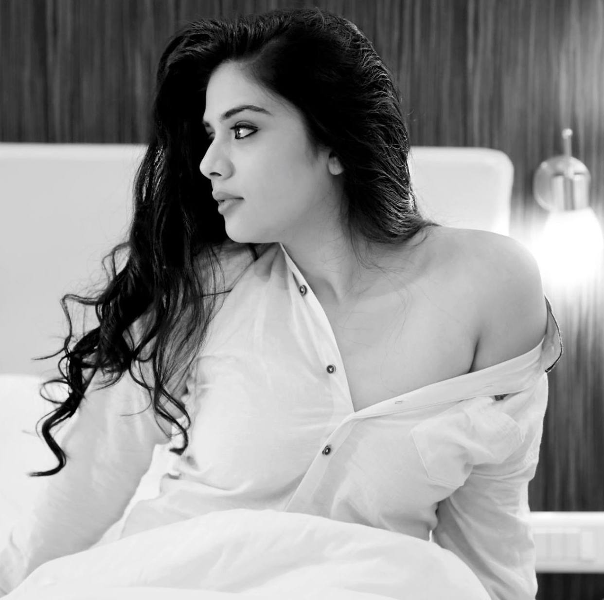 Actress Srimukhi Sreemukhi Latest Hot Black And White Photoshoot