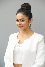 Rakul Preet New Latest HD Photos | SPYDER, Aiyaary Movie Heroine Rakul Preet Photo Shoot Images