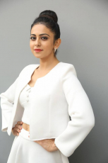 Rakul Preet New Latest HD Photos | SPYDER, Aiyaary Movie Heroine Rakul Preet Photo Shoot Images