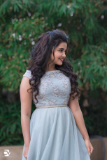 Anupama Parameswaran New Latest HD Photos | Vunnadhi Okate Zindagi KrishnArjuna Yudham Movie Heroine Anupama Parameswaran Photo Shoot Images