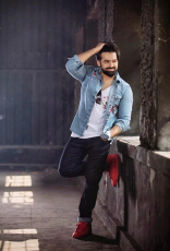 Ram Pothineni New Vunnadhi Okate Zindagi Movie Latest Stylish Ultra HD Photos Stills Images