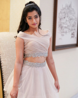 Rashmika Mandanna New Latest HD Photos | Chalo, Geetha Govindam Movie Heroine Actress Rashmika Mandanna Photo Shoot Images