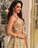 Kiara Advani New Latest HD Photos | Vinaya Vidheya Rama Movie Heroine Kiara Advani Photo Shoot Images | Vinaya Vidheya Rama Actress