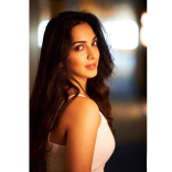 Kiara Advani New Latest HD Photos | Vinaya Vidheya Rama Movie Heroine Kiara Advani Photo Shoot Images | Vinaya Vidheya Rama Actress