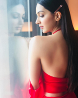 Kiara Advani New Latest HD Photos | Vinaya Vidheya Rama Movie Heroine Kiara Advani Photo Shoot Images | Vinaya Vidheya Rama Actress