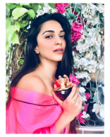 Kiara Advani New Latest HD Photos | Vinaya Vidheya Rama Movie Heroine Kiara Advani Photo Shoot Images | Vinaya Vidheya Rama Actress