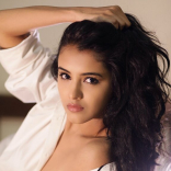 Malvika Sharma New Latest HD Photos | NELA Ticket Movie Heroine Malvika Sharma Photo Shoot Images