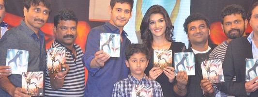 1 Nenokkadine Audio Launch Gallery